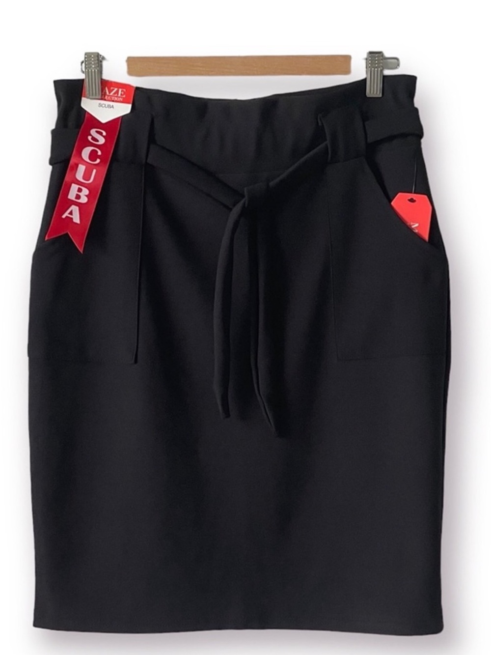 Scuba Neoprene pencil skirt. Size XL. NWT